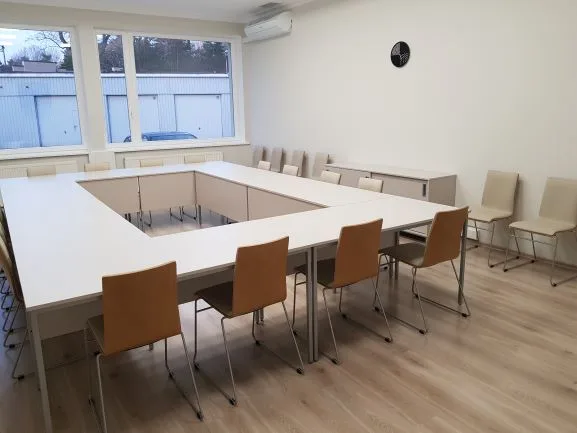 Jūrmalas pilsētas dome - Office Solutions īstenots mēbeļu projekts