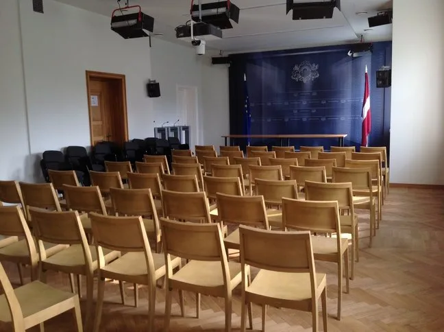 Valsts Kanceleja - Office Solutions īstenots mēbeļu projekts